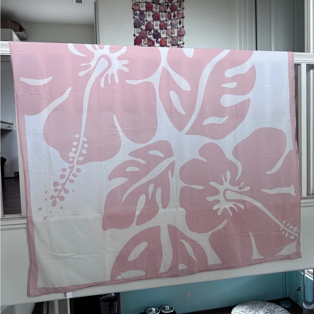 ALOHA Collection ‘Ohana Pareo - Picture 5 of 8